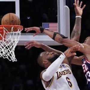 开云体育登录-完美开局碰上迷幻结尾 哈登虎头蛇尾险些葬送好局