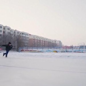 开云体育登录-冰上运动持续“升温” 多地游客上冰解锁运动新体验|冰场|冬奥会|速度滑冰|张振博|速滑队_新浪体育_新浪新闻